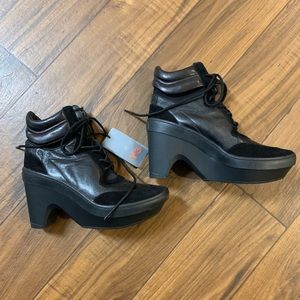 Y-3 black Sneak leather Clog boot size 7
